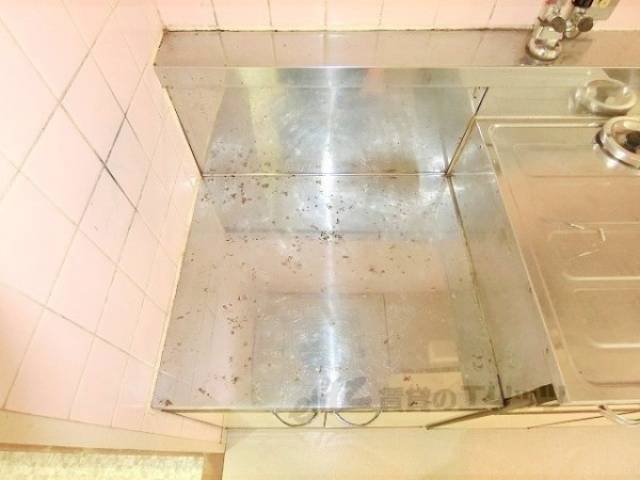 キッチン　コンロ置き場