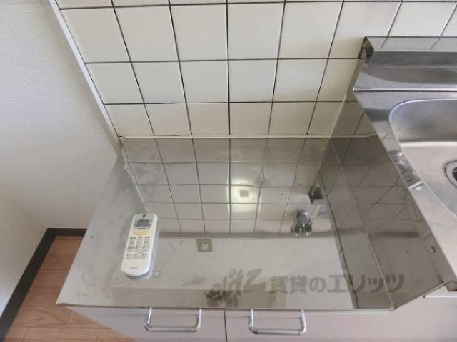 キッチン　コンロ置き場