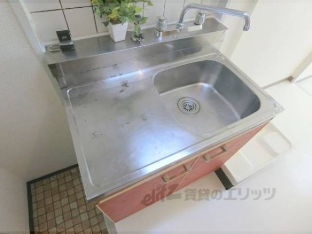 キッチン　コンロ置き場