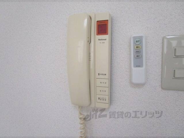 ドアフォン