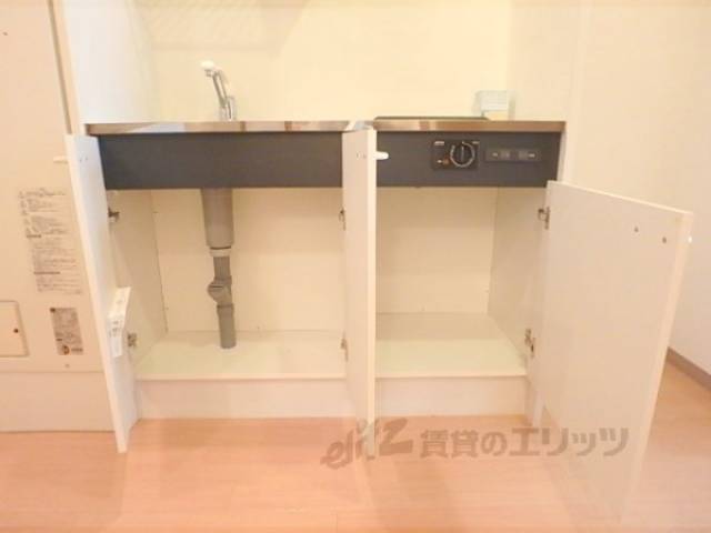 キッチン　キッチン下部収納