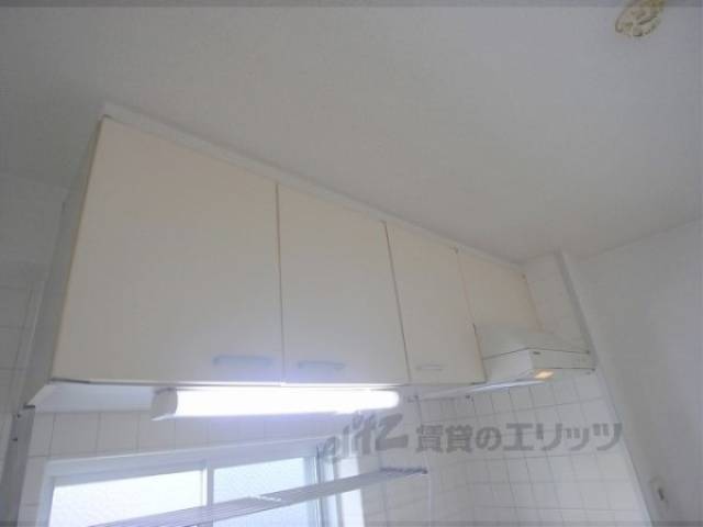 キッチン　収納