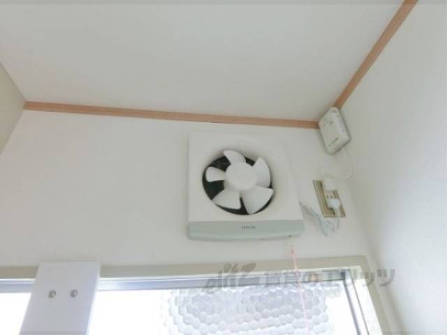 キッチン　換気扇