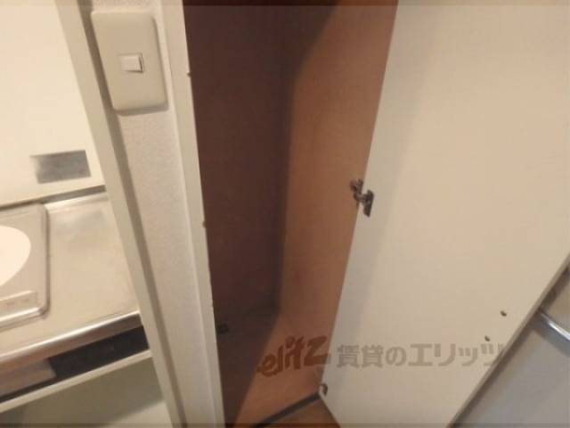 玄関　収納