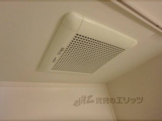 ユニットバス　換気扇