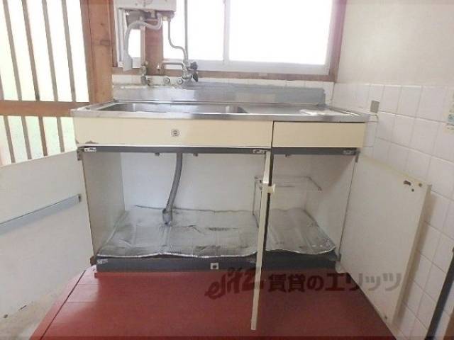 キッチン　収納