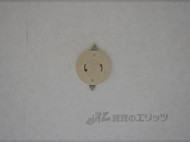 照明ソケット
