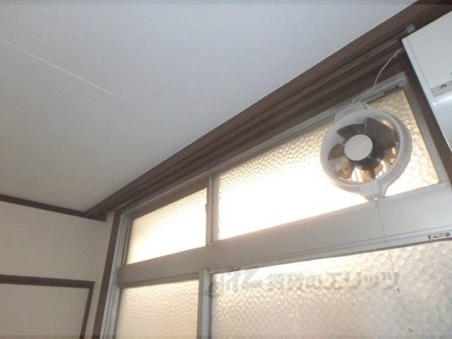 カーテンレール