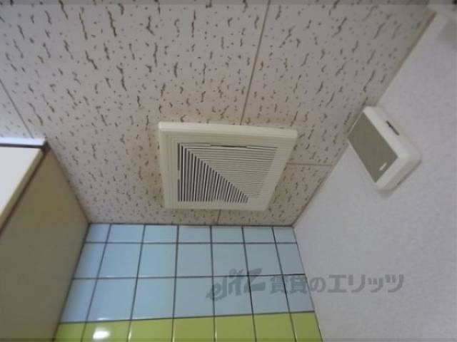 キッチン　換気扇