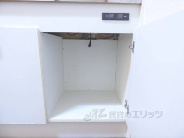 キッチン　収納