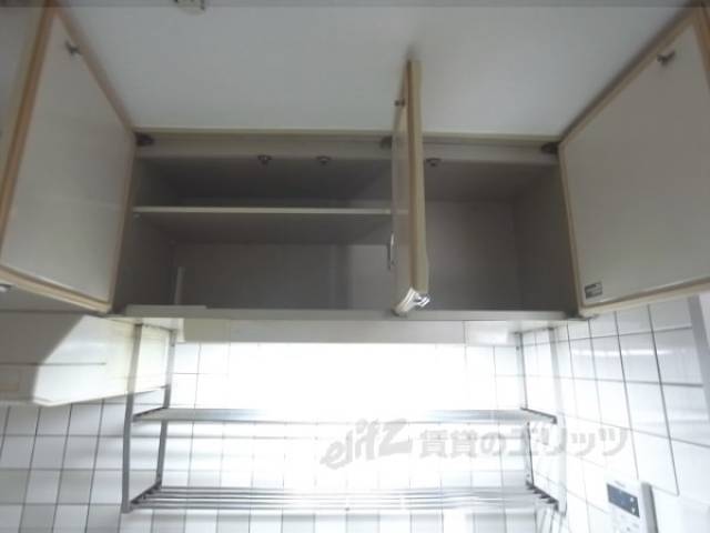 キッチン　キッチン上収納