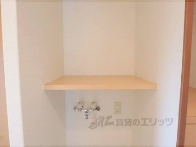 洗濯機置場　上部