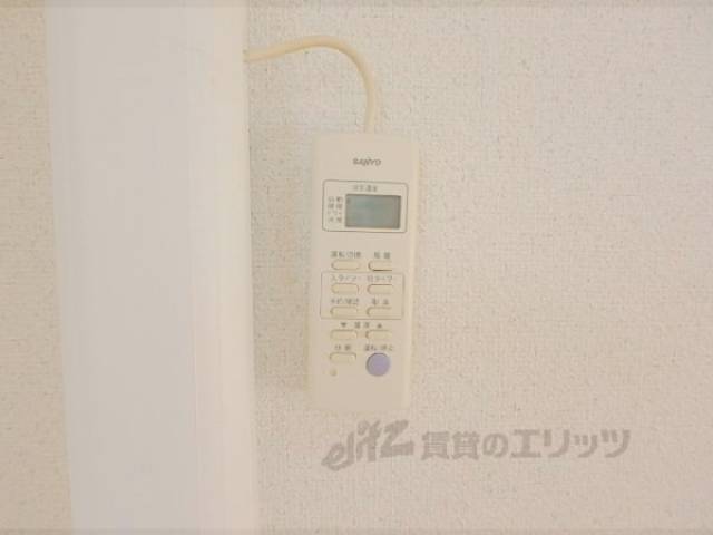 エアコン　リモコン