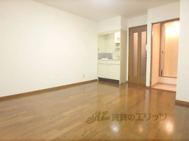 洋室　キレイなお部屋です