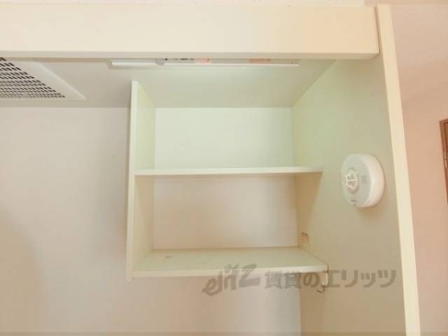 キッチン　収納棚