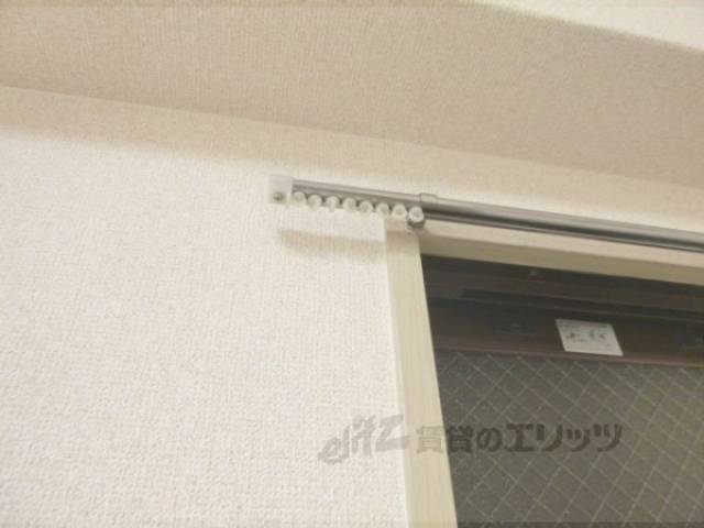 カーテンレール