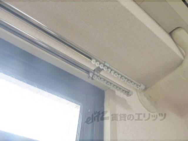 カーテンレール