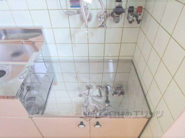 キッチン　コンロ置き場