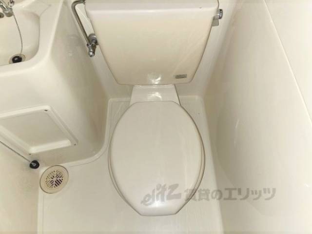 ユニットバス　トイレ