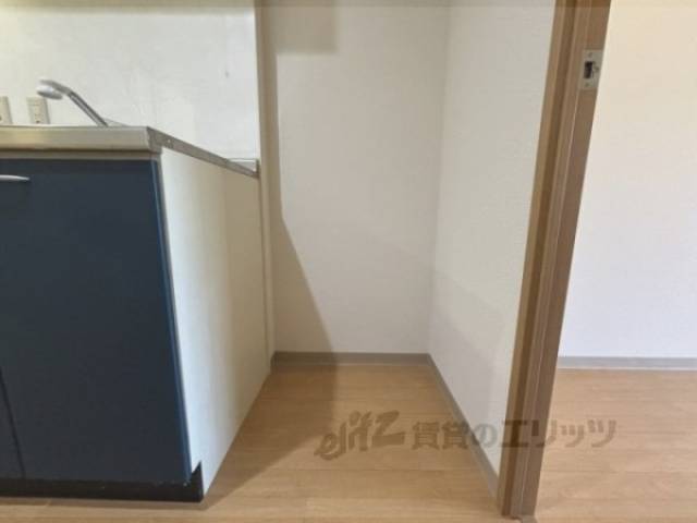 冷蔵庫置場
