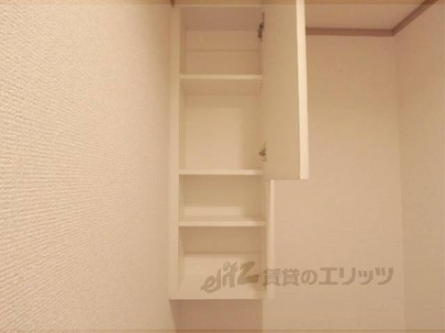 トイレ　収納