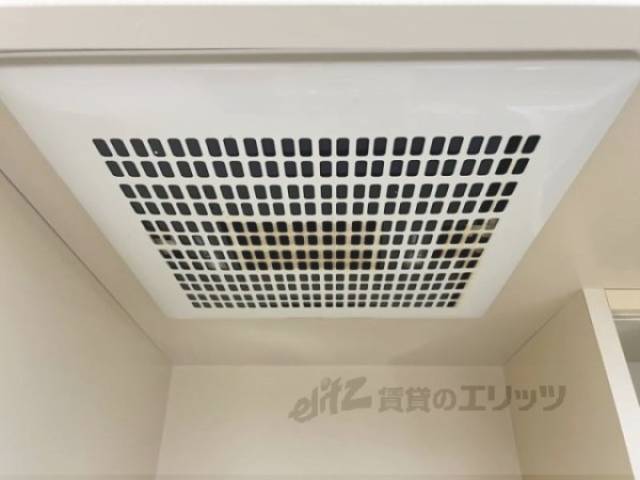 キッチン　換気扇