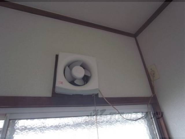 キッチン　換気扇