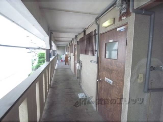 廊下　共用廊下