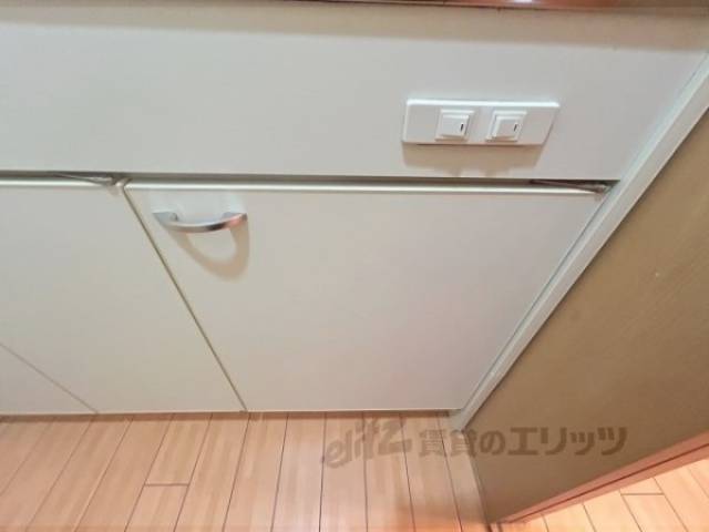 キッチン　下部収納