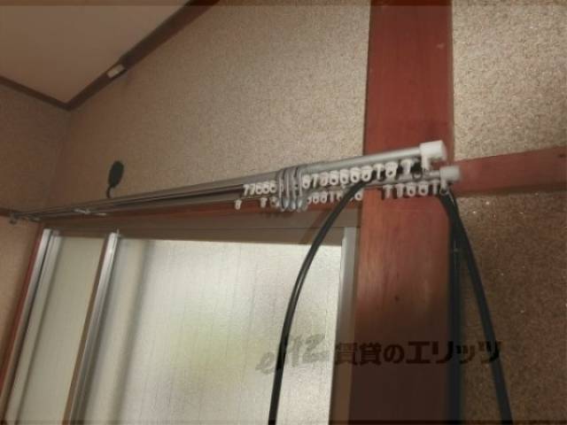 カーテンレール