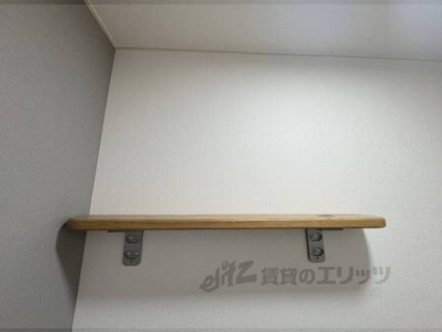 トイレ　物置