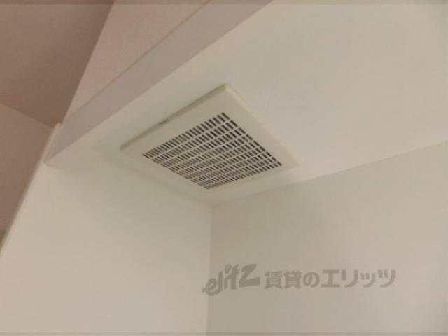 キッチン　換気扇