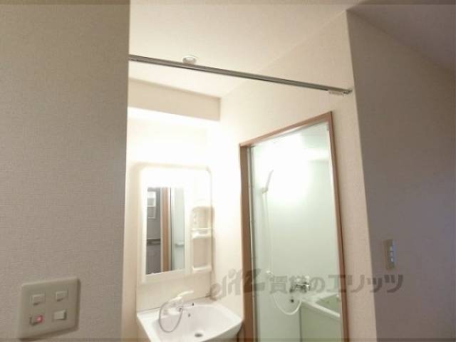 カーテンレール