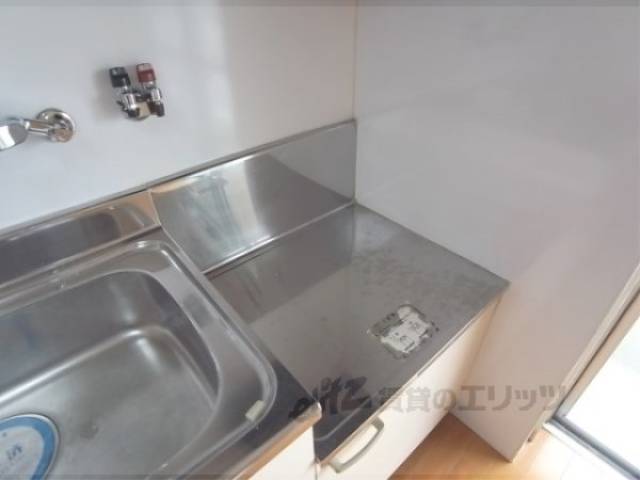 キッチン　コンロ置き場