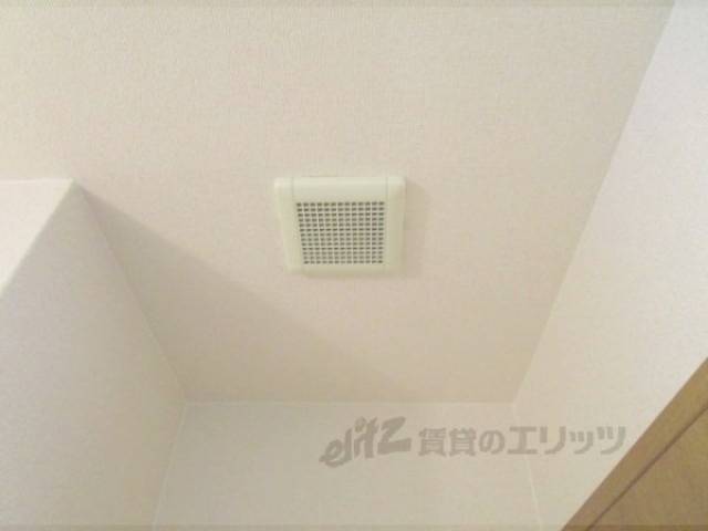 トイレ　換気扇