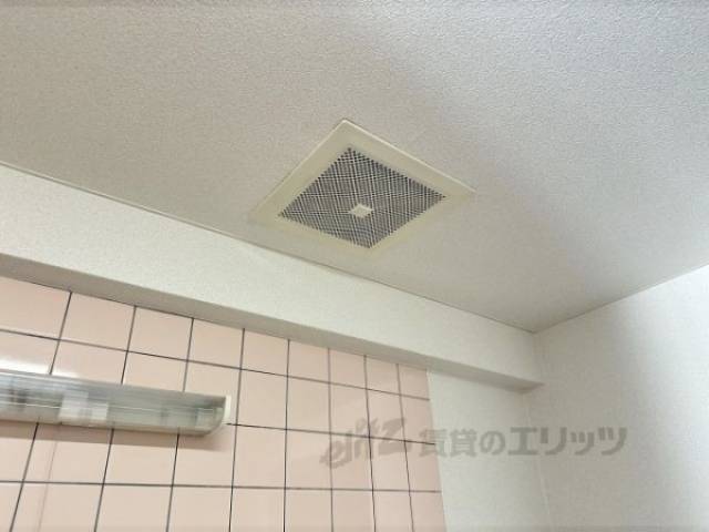 キッチン　換気扇