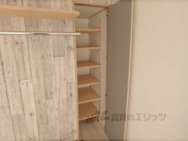 収納　洋室の収納