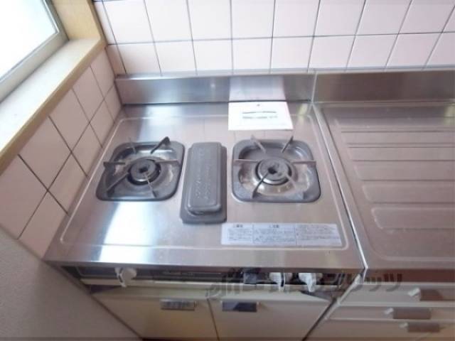 キッチン　ガス2口コンロ