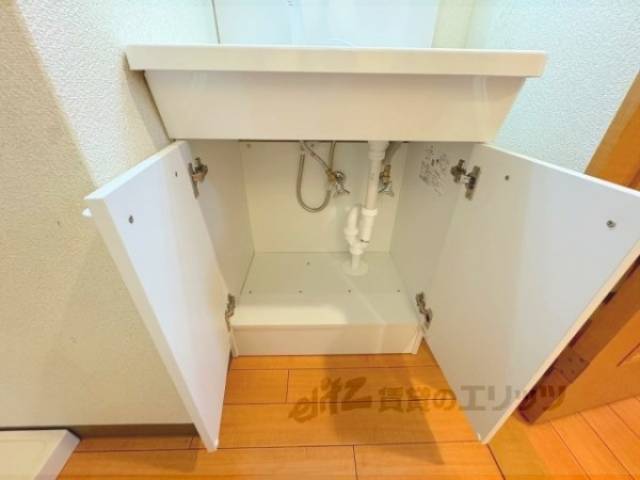 洗面所　収納