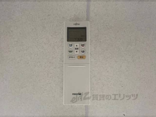 エアコン　リモコン