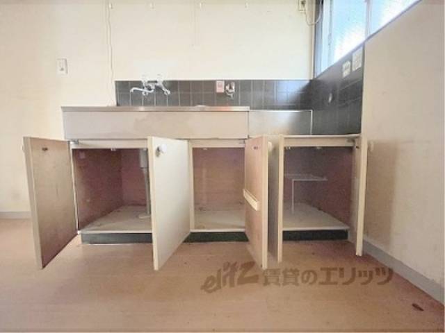 キッチン　キッチン下部収納