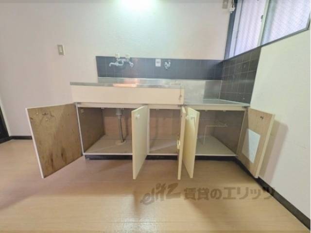 キッチン　下部収納