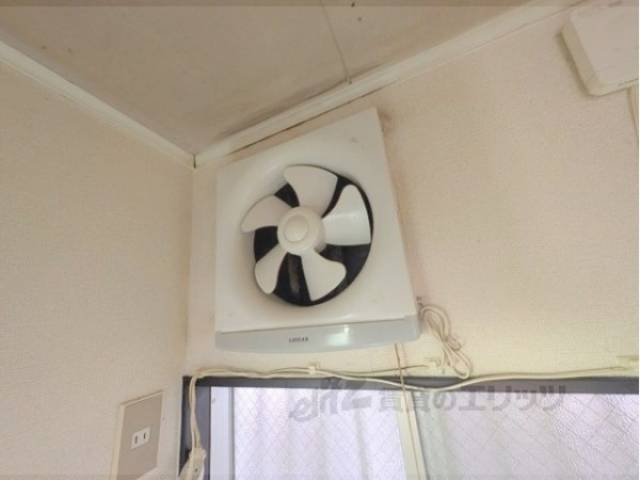 キッチン　換気扇