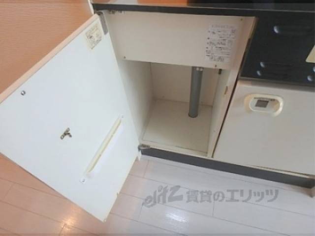 キッチン　下部収納