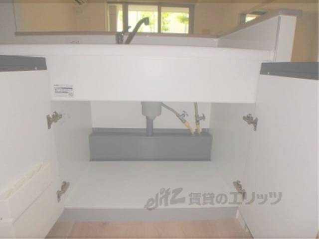 キッチン　下部収納