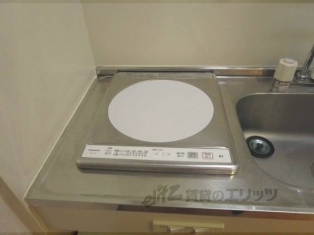 キッチン　コンロ