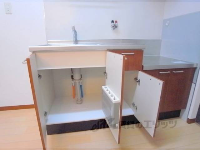 キッチン　キッチン下部収納