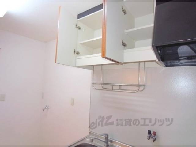 キッチン　キッチン上部収納　キッチン収納充実してます。