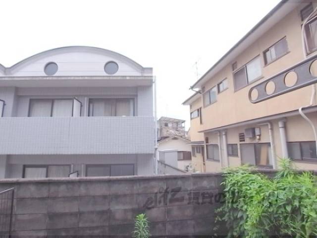 眺望　日当たり良好です。