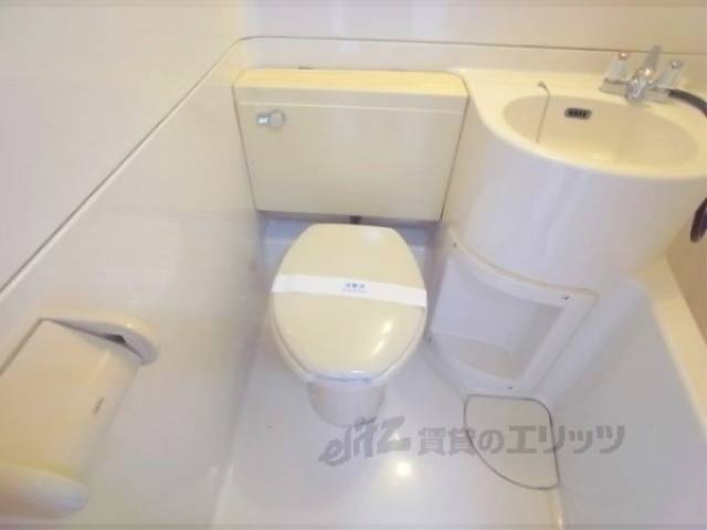 ユニットバス　トイレ